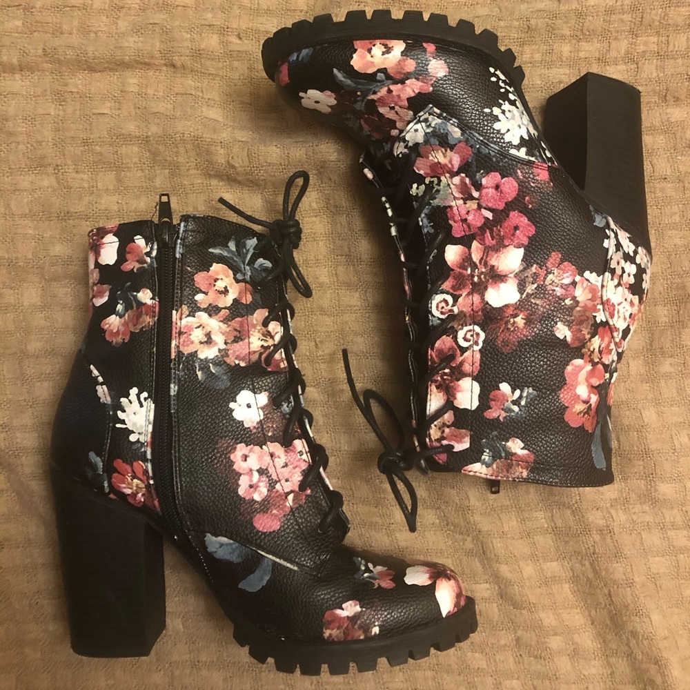 Floral Print Boots